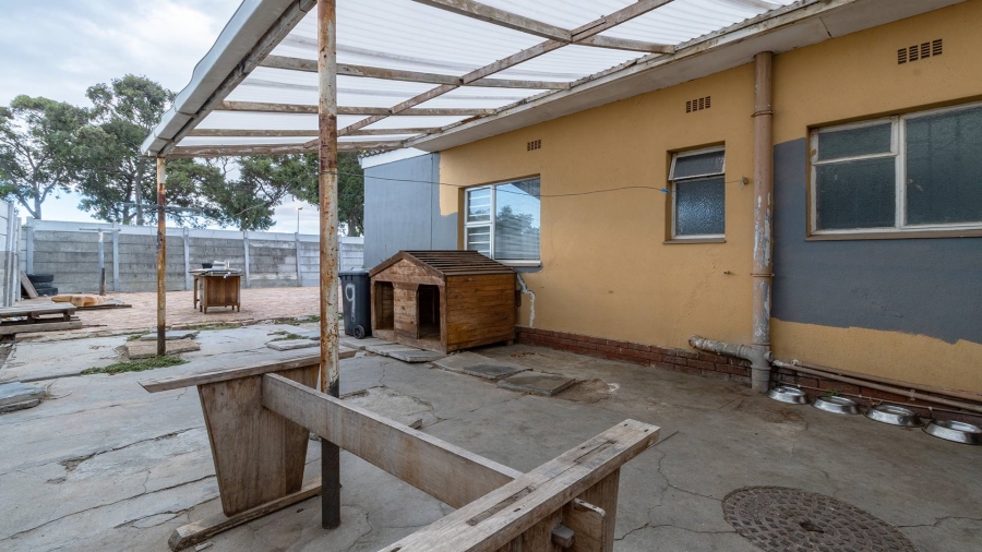 3 Bedroom Property for Sale in Belhar Western Cape